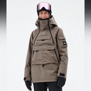 Akin W Dope Snow. Pull Over Style Coat for Ski and Snowboarding.